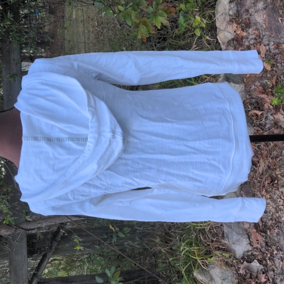 SO Wear It Declare It White Cotton V-Neck Long Sleeve Hoodie - Picture 4 of 10